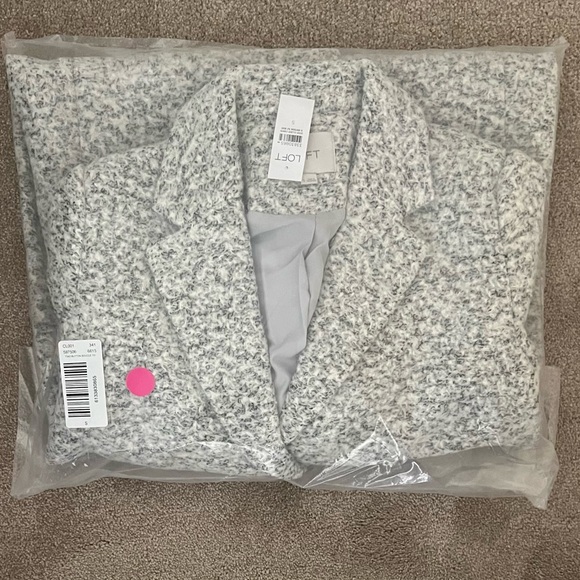 Loft, Boucle Two Button Coat NWT - Picture 4 of 4